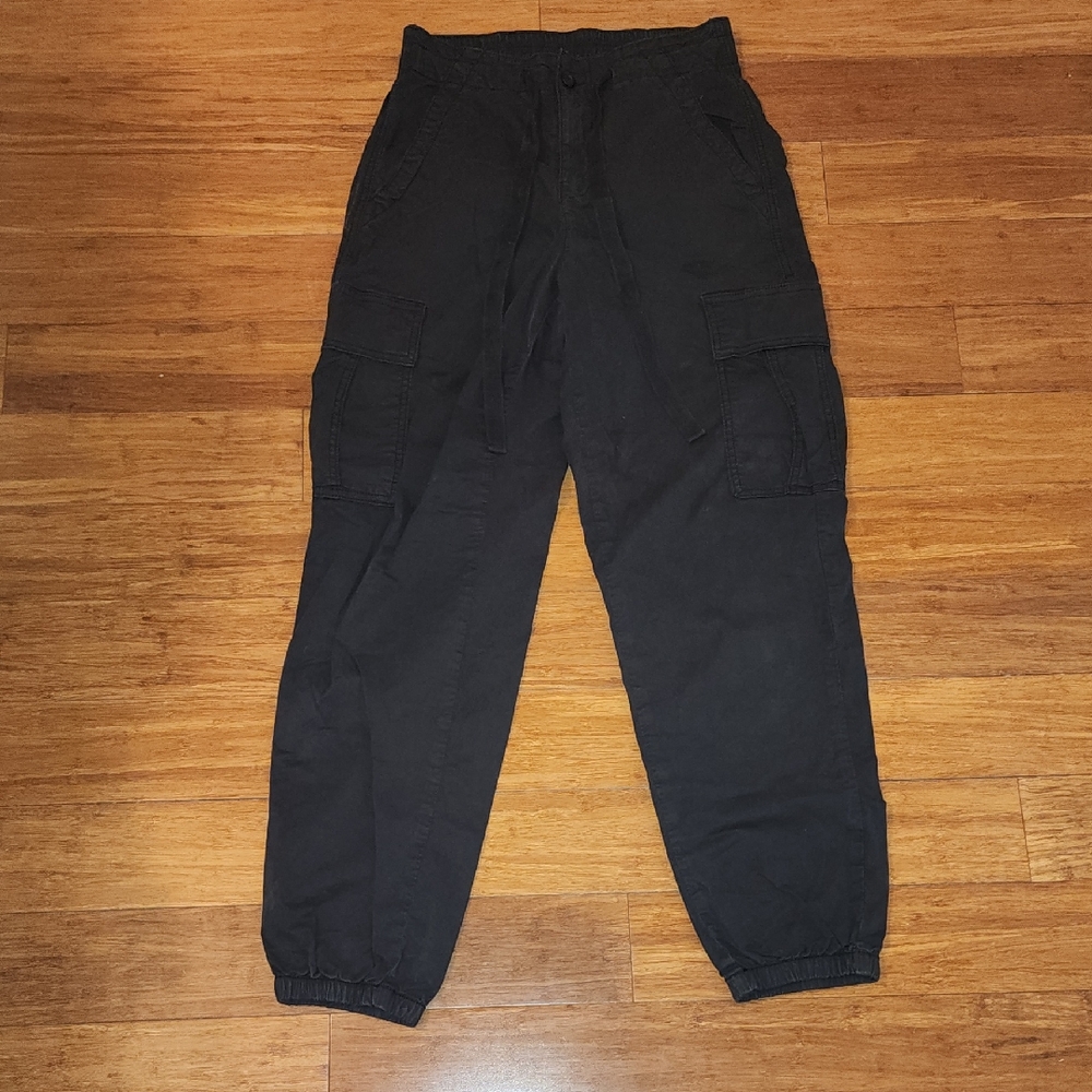 American Eagle Outfitters Black Women's Cargo Jogger Pants
